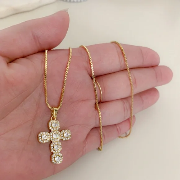 🎉HP🎉 Statement Cross Necklace | 14k Gold Filled - Picture 9 of 11
